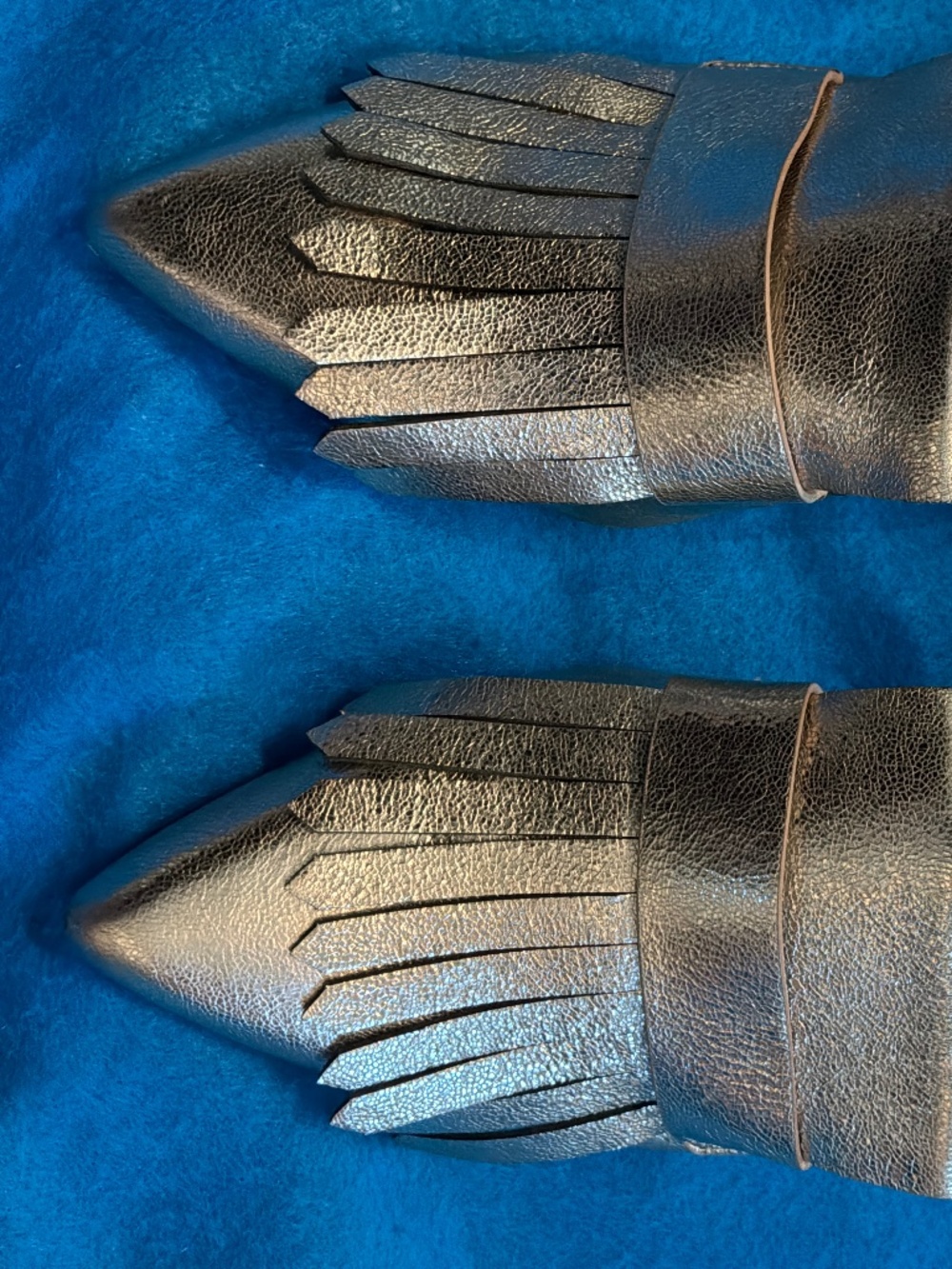 1901 Nordstrom Gold Metallic Fringe Wingtip Mule Heel Pointed Toe Pump 9.5M - Picture 2 of 6